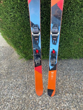 Esquís Faction Freeride