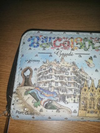 Monedero Barcelona Gaudí Nuevo