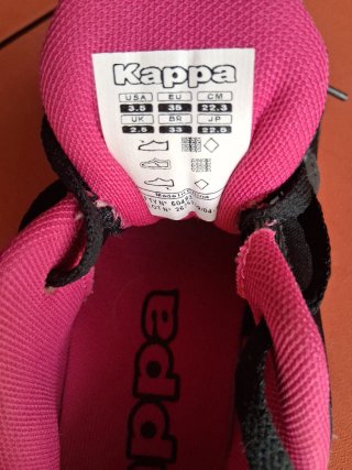 Deportivas Kappa Negro y rosa.