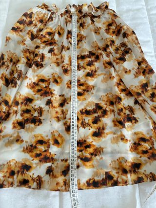 Blusa Carolina Herrera Estampada Beige y Marrón