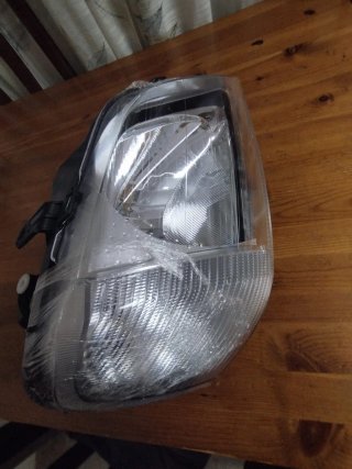 Faro Dacia Logan 2008 al 2013 Delantero derecho.