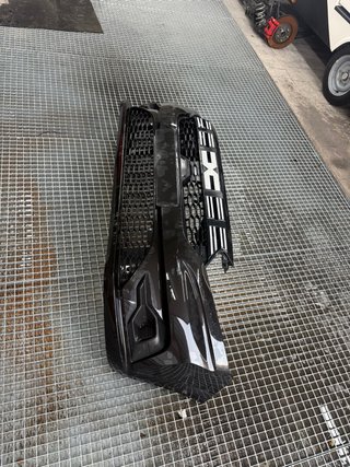 Paragolpes delantero Dacia Sandero 2024