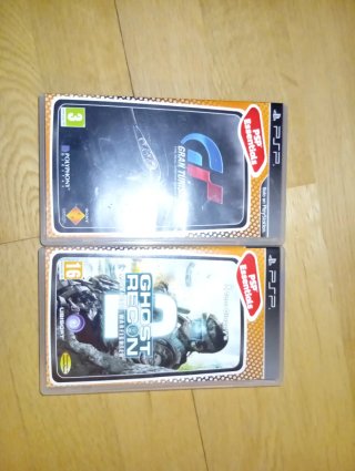 Intercambio estos dos juegos por el GTA psp