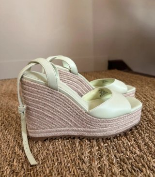 Cuñas Stradivarius verde menta