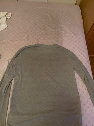 Jersey gris estampado montaña