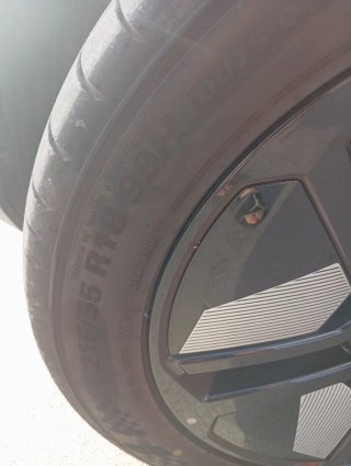 Llantas omoda