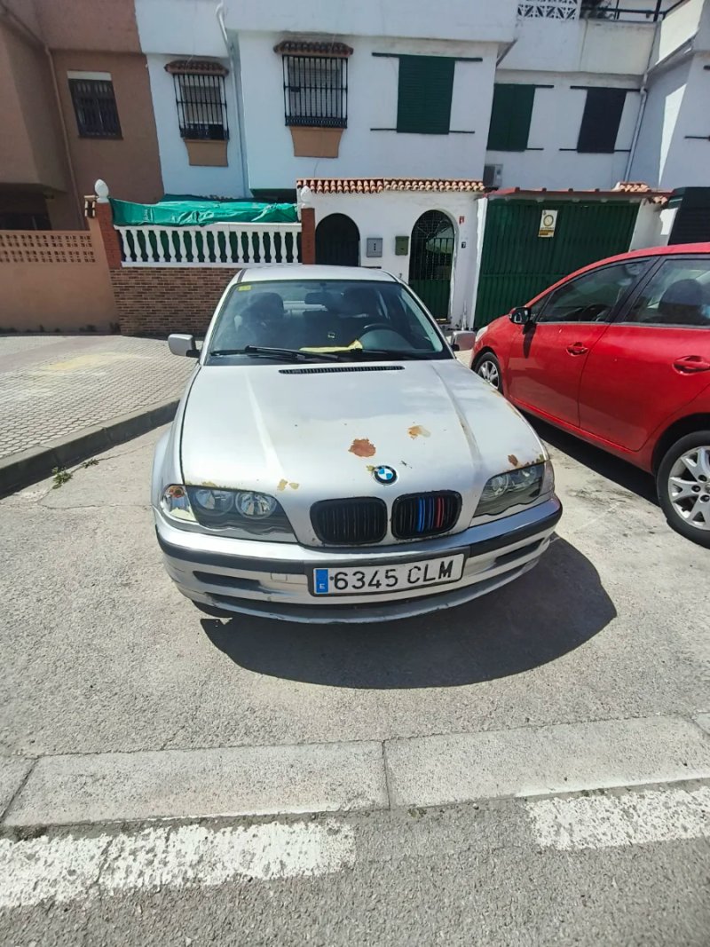 BMW Serie 3 2000 - foto 1