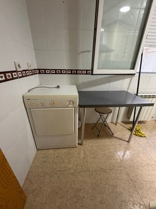 Sofá modular amarillo