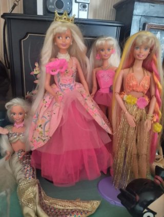 Lote de Barbies antiguas