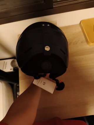 Casco Negro Ski y Bicicleta
