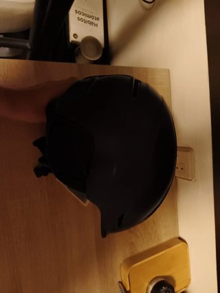 Casco Negro Ski y Bicicleta