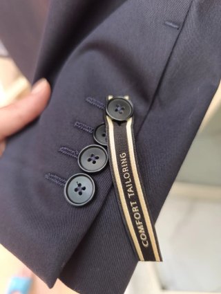 Giacca Zara blu taglia 48. Nuova con cartellino.