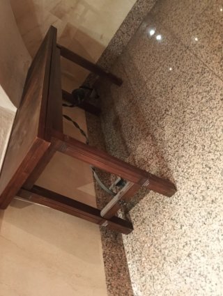 Mesa antigua madera y  de nogal escucho ofertas