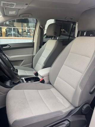 Volkswagen Touran 2016 por 427€/mes
