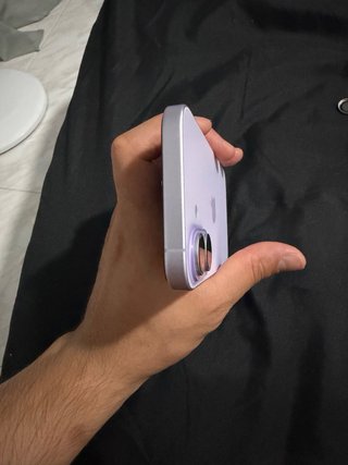 iPhone 17 Morado