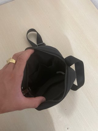 Riñonera Lacoste Negra