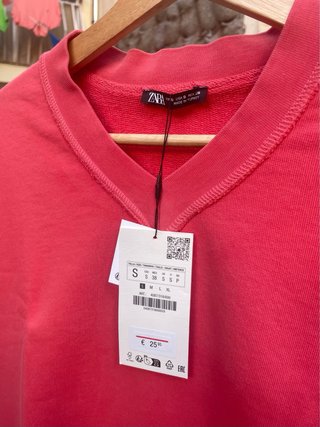 Camiseta sin mangas de Zara