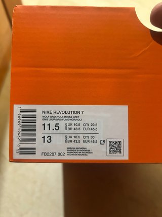 Nike Revolution siete Talla 45.5 Nuevas