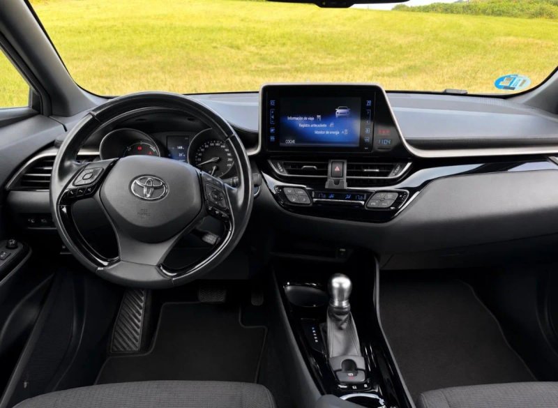 Toyota C-HR 2018, foto 9