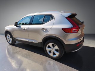 VOLVO XC40 2.0 B3 G Core Auto