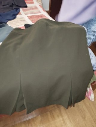 Falda verde oliva mujer