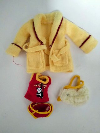 Set di Abbigliamento e Accessori per Bratz