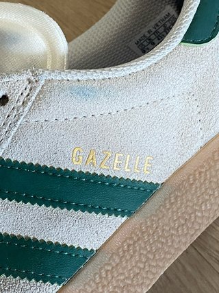 Adidas original Gazelle Blancas y Verdes