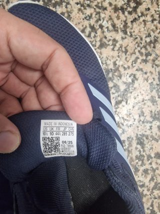 Zapatillas Adidas Azul Marino y Blanco