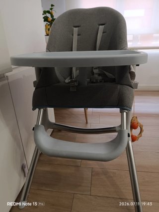Trona reclinable gris BABYMOOV