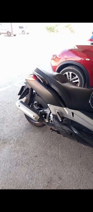Yamaha Xmax 250cc Edición Especial Negra 20cv