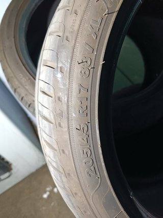 Kormoran 205/45 R17 88V XL Neumático