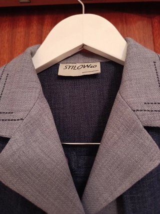 Traje chaqueta y falda azul