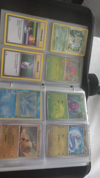Cartas Pokémon: Charizard, Blastoise, Metamon