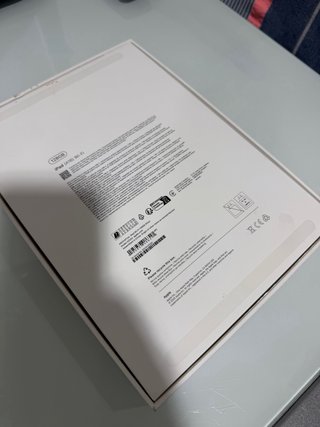 Caja iPad A16 128GB