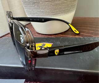 Gafas Ray-Ban Scuderia Ferrari Edición Limitada