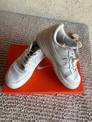 Nike Air Force 1 '07 Low "Triple White" Numero 40