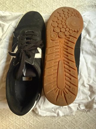 Zapatillas chico negras