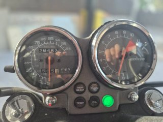 Honda VF 700 C Magna Cruiser Roja