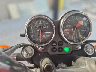 Honda VF 700 C Magna Cruiser Roja