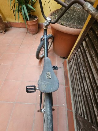 Bicicleta BMX Negra Componentes blank y salt plus