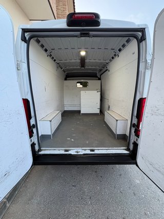 Peugeot Boxer 2021