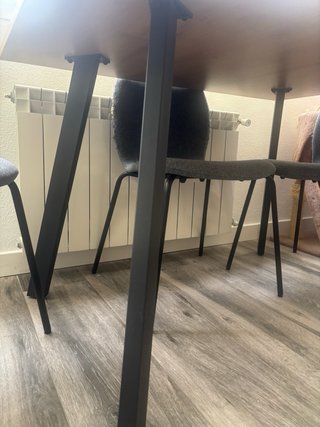 Mesa de comedor y 4 Sillas IKEA