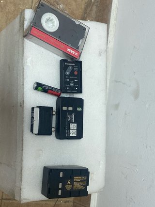 Videocámara Panasonic RX50 + Accesorios