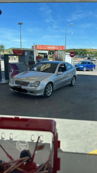 Mercedes-Benz C200 kompresor 2001