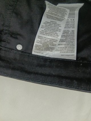 Pantalón Calvin Klein Negro. Talla W31