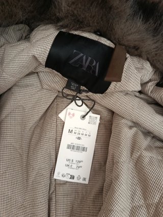 Trench Zara verde/marrón con capucha