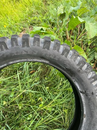 Neumático Michelin MST