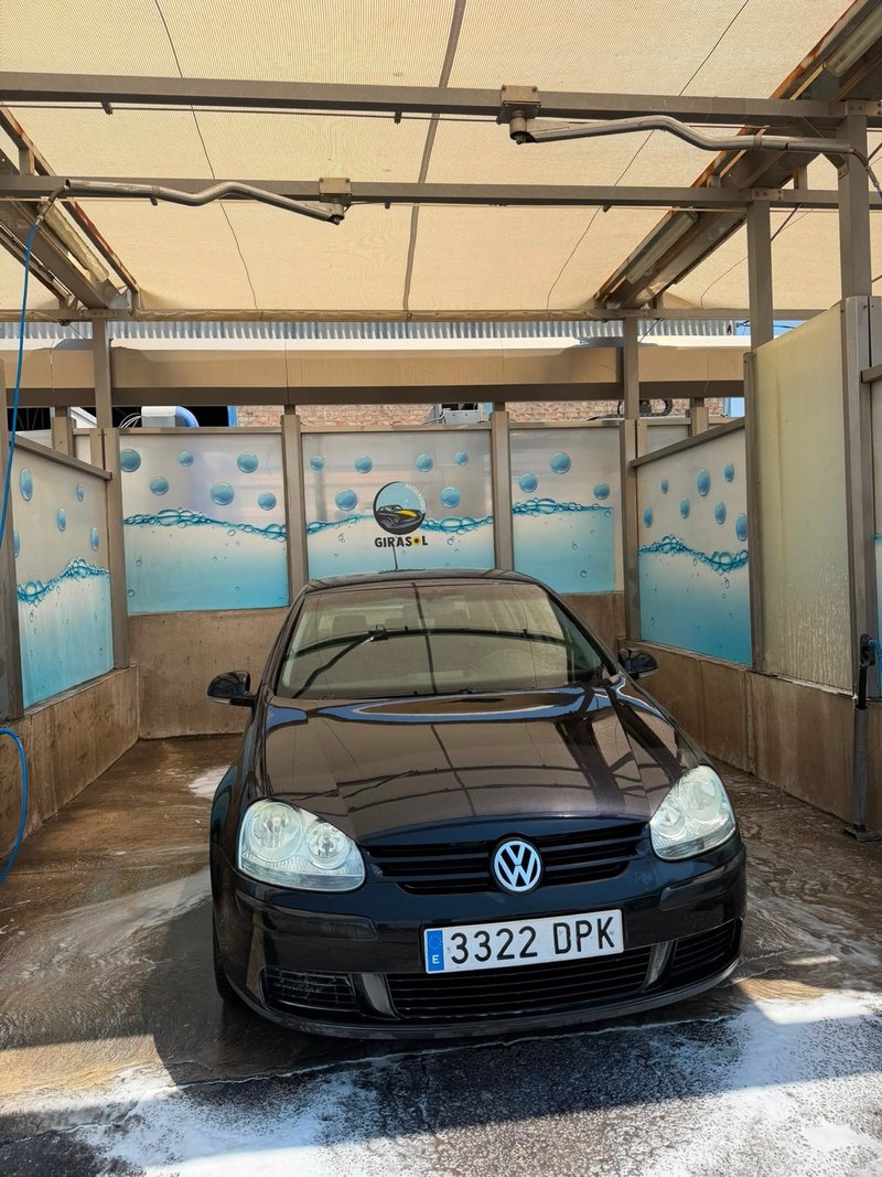 Volkswagen Golf 2005 - foto 1