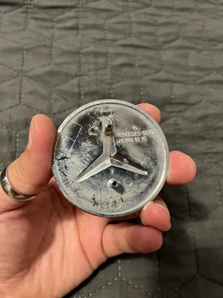 Insignia Mercedes-Benz