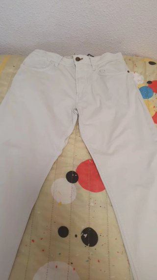 Pantalón beige hombre